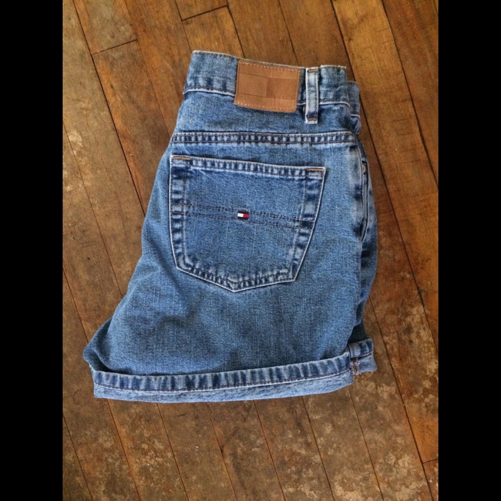 Vintage Tommy Hilfiger shorts